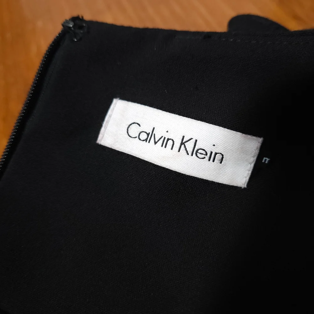 Calvin Klein Elegant Black Ruffle Dress • Fair Condition • Size 6 - Picture 11 of 11